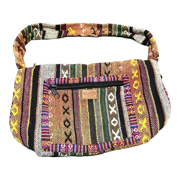 Vintage Bag  🔥  This Bag Can Tuen any Outfit into a fashion Statement . 💪 - Picture 1 of 3